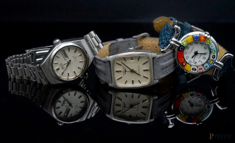 Tre orologi da polso da donna diversi, lunghezza max cm 21, (segni di utilizzo, meccanismi da revisionare)  - Asta ASTA A TEMPO DI ANTIQUARIATO E ARTE MODERNA – DUE SESSIONI - Aste Pirone