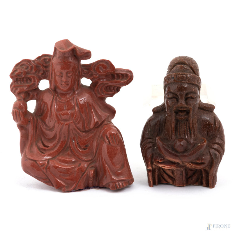 Lotto di due sculture in pietra e resina rossa, XX secolo, altezza massima cm 10  - Asta ASTA A TEMPO | VARIÆ - Aste Pirone
