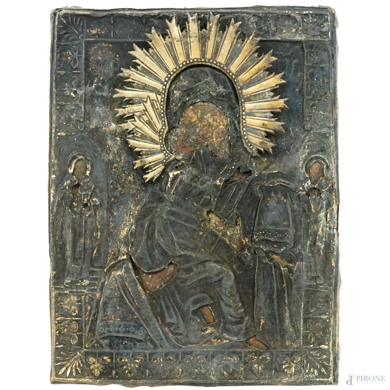 Icona russa con riza in argento raffigurante Madonna col Bambino, XIX secolo, cm 18,5x14, (difetti)  - Asta ASTA A TEMPO DI ANTIQUARIATO E ARTE MODERNA - Aste Pirone