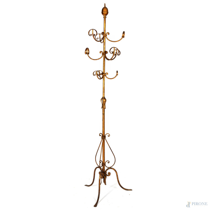 Appendiabiti in ferro battuto dorato, XX secolo, altezza cm 200, (segni di usura, difetti)  - Asta ASTA A TEMPO | VARIÆ - Aste Pirone
