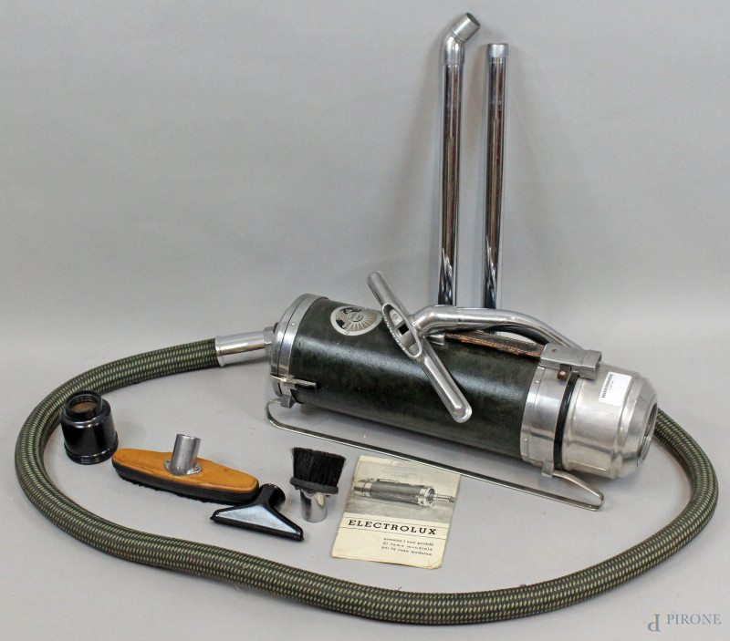 Aspirapolvere Electrolux anni '50, mod. ZC 25, completa di accessori, (difetti, funzionante)  - Asta SECONDA TORNATA D' ASTA A TEMPO DI FINE STAGIONE - Aste Pirone