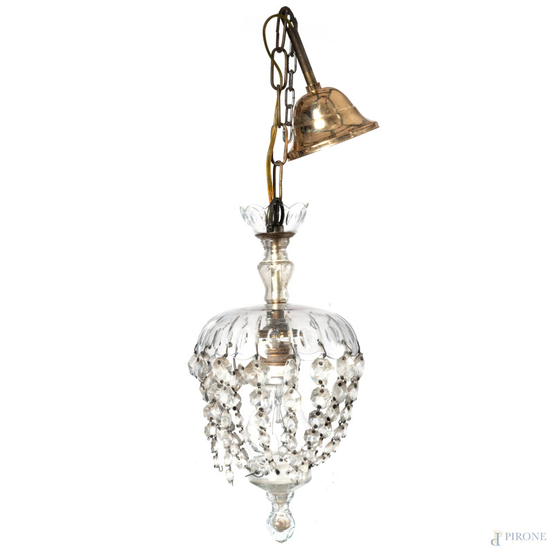 Lampadario in ottone e cristallo, XX secolo, altezza cm 61 ca., (segni di usura, rotture, difetti, da revisionare)  - Asta  ASTA A TEMPO | VARIÆ - Aste Pirone