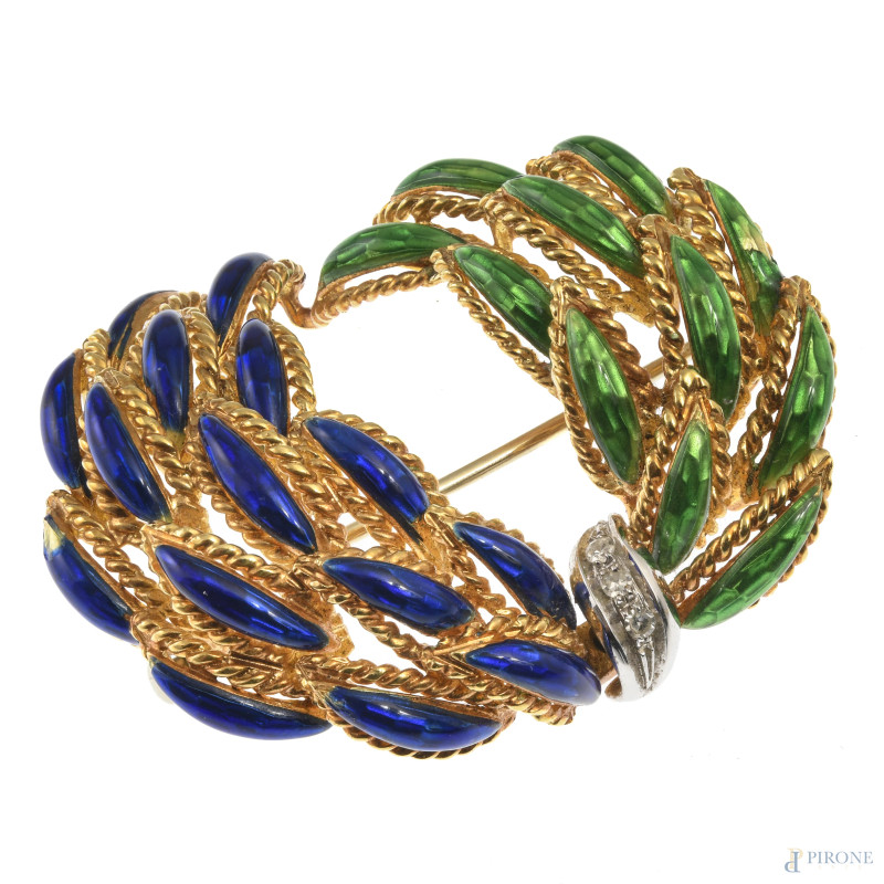 Spilla in oro giallo con smalti nei toni del blu e del verde, cm 4x3,5, peso lordo gr 17,5  - Asta ASTA A TEMPO | ELECTA - Aste Pirone