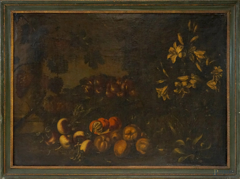 Pittore del XVIII secolo, Natura morta - Gigli, frutta ed ortaggi, olio su tela, cm 99x138, entro cornice, (difetti e cadute di colore).  - Asta ASTA A TEMPO DI ANTIQUARIATO E ARTE MODERNA - Aste Pirone