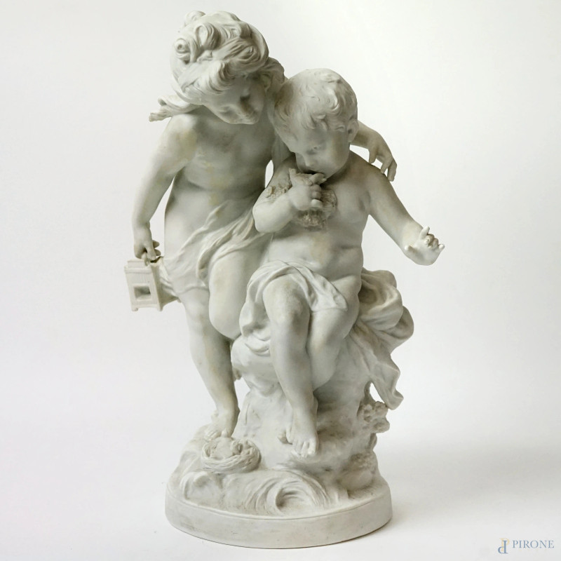 Fanciulli con nido e uccelli, scultura in biscuit, cm h 35, firmata Aug. Moreau, (difetti)  - Asta ASTA A TEMPO DI ANTIQUARIATO E ARTE MODERNA - Aste Pirone