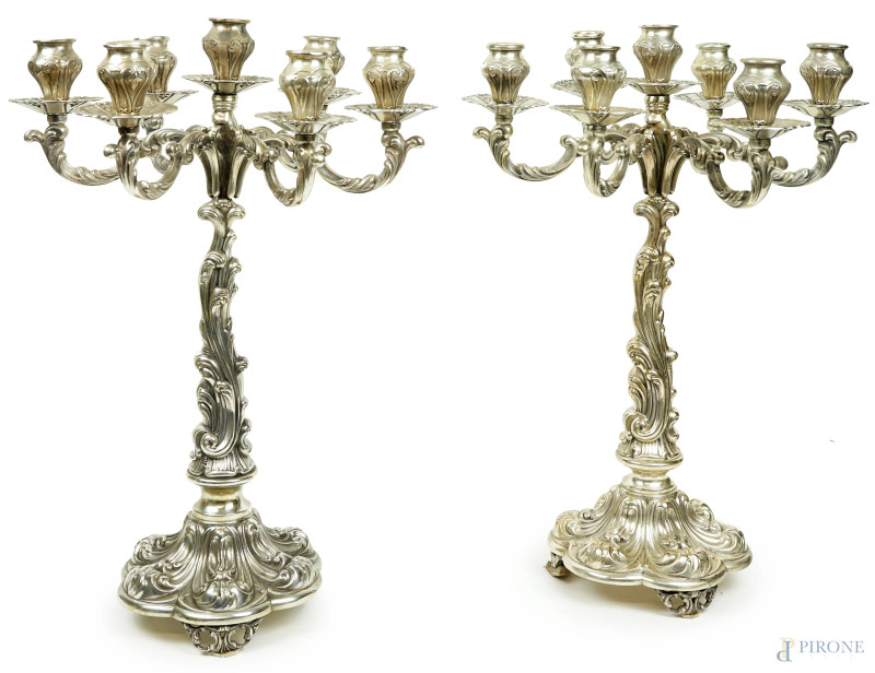 Coppia di candelabri in argento a sette fiamme, prima metà XX secolo  - Asta ASTA A TEMPO DI ANTIQUARIATO E ARTE MODERNA - Aste Pirone