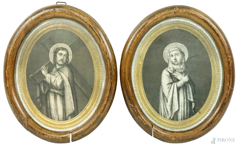 Cristo portacroce e Madonna con corona di spine, due stampe ad assetto ovale, cm 17x13, XX secolo, entro cornici, (lievi difetti).  - Asta ASTA A TEMPO di Arte Moderna e Antiquariato - Aste Pirone