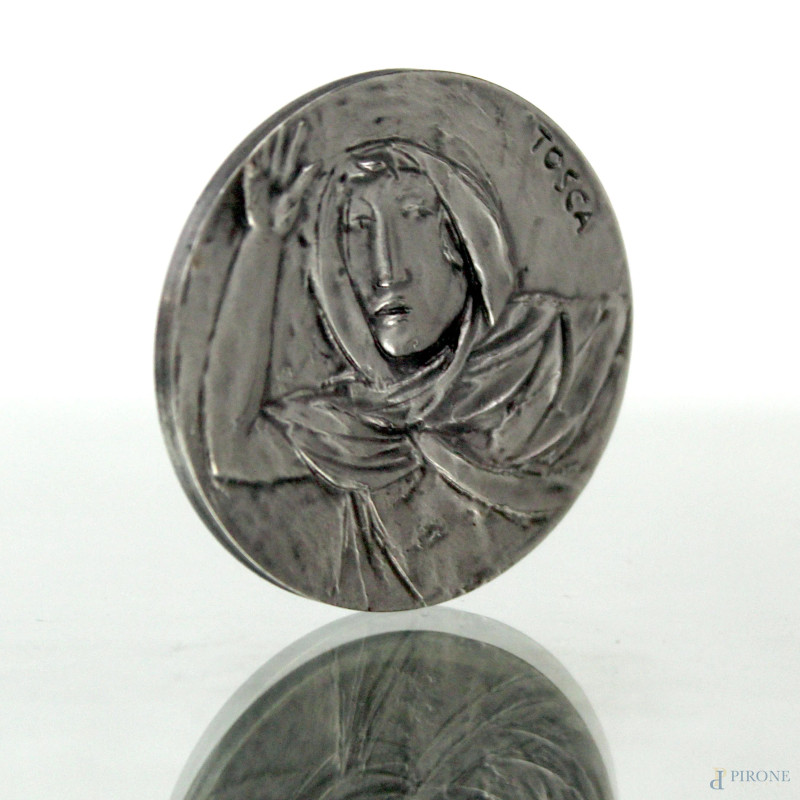 Medaglia in argento 925 commemorativa del centenario del Teatro dell'Opera di Roma (1880-1980), diam. cm 4.  - Asta SECONDA TORNATA D' ASTA A TEMPO DI FINE STAGIONE - Aste Pirone