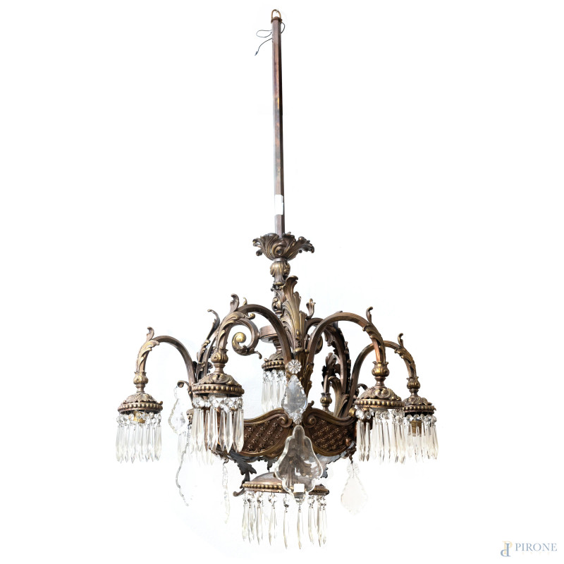 Lampadario in bronzo e cristallo a sette luci, XX secolo, cm 137,5x74x74, (segni di usura, difetti, da revisionare)  - Asta ASTA A TEMPO | VARIÆ	 - Aste Pirone