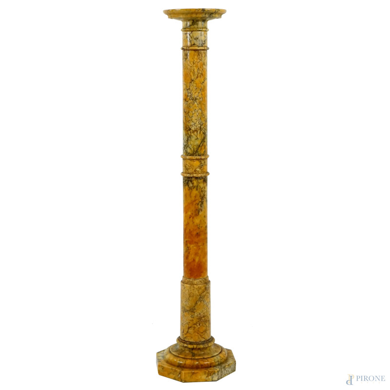 Colonna in alabastro su base ottagonale, cm h 105, XX secolo, (segni del tempo).  - Asta ASTA DI ANTIQUARIATO E ARTE MODERNA - Aste Pirone