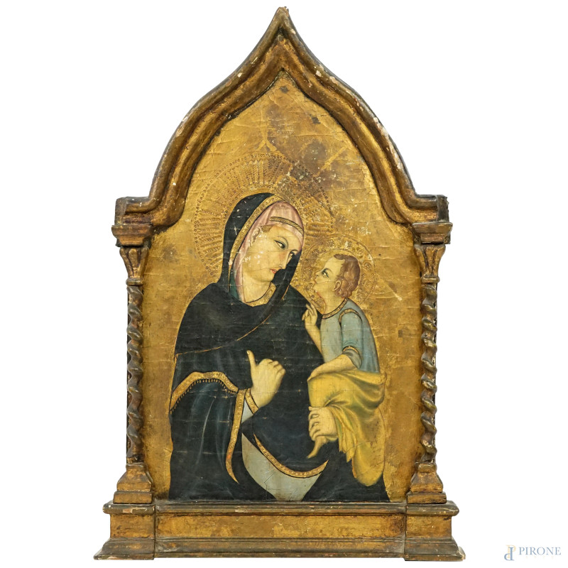 Ambrogio Lorenzetti  (Siena, 1290 circa – Siena, 9 giugno 1348) copia da, Madonna del Tramonto, dipinto ad olio su tavola, cm 55,5X38, XIX secolo, entro cornice con sommità ad arco inflesso sostenuta da coppia di colonnine tortili, (difetti e restauri)  - Asta ASTA A TEMPO DI ANTIQUARIATO E ARTE MODERNA – DUE SESSIONI - Aste Pirone