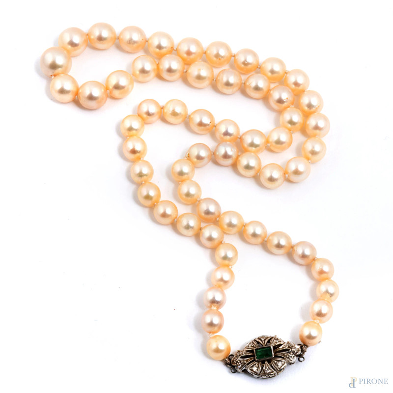 Collana di perle con chiusura in oro, lunghezza cm 50  - Asta  ASTA A TEMPO | VARIÆ - Aste Pirone