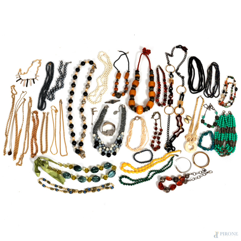 Lotto di bigiotteria varia  - Asta ASTA A TEMPO | VARIÆ - Aste Pirone